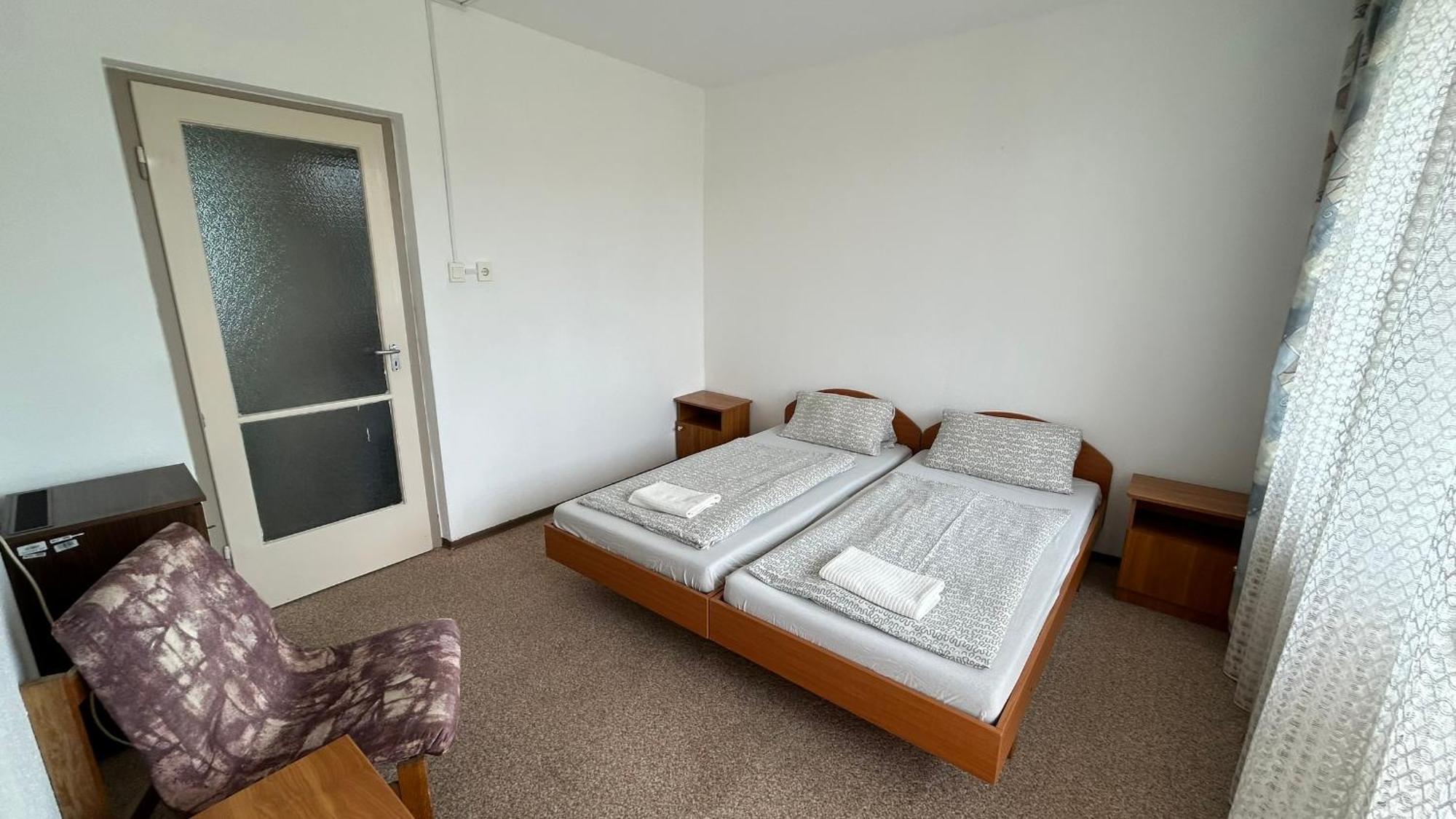 Aranypart Hostel Siófok Eksteriør billede