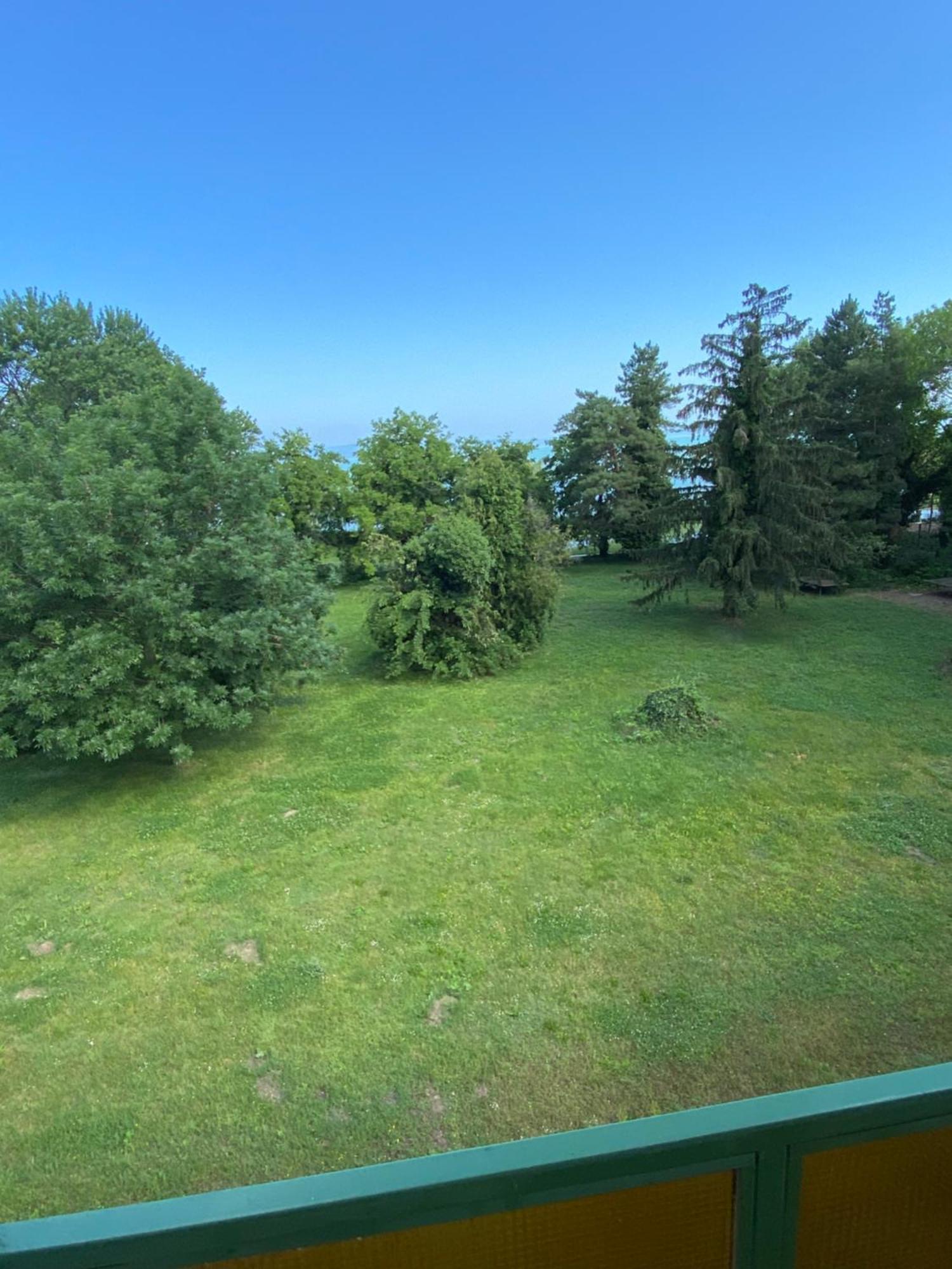 Aranypart Hostel Siófok Eksteriør billede