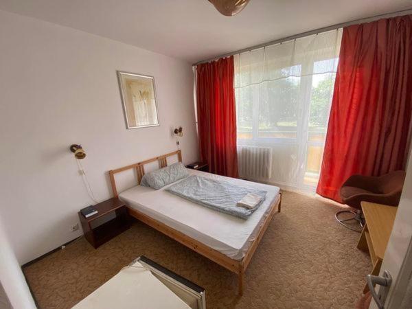 Aranypart Hostel Siófok Eksteriør billede